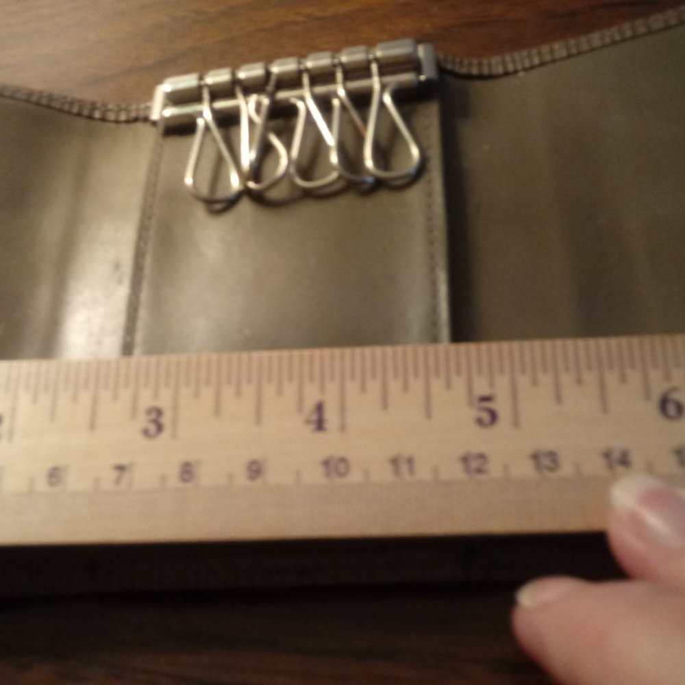 Lv Key Case - image 4